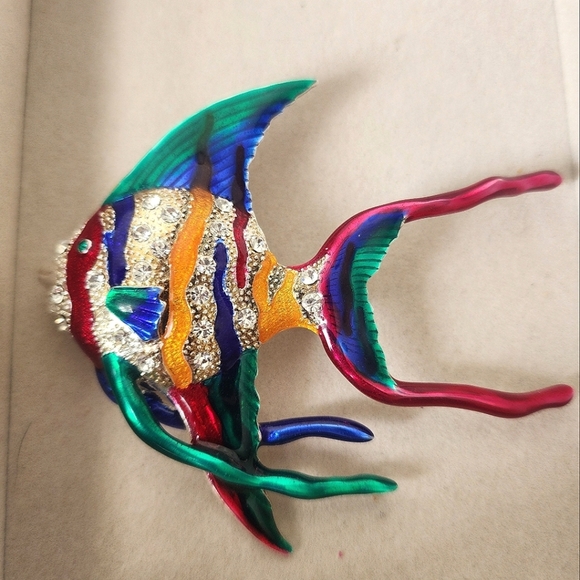 Large Statement Silver Colorful Enamel Angelfish Elegant Brooch Pin - Picture 1 of 8
